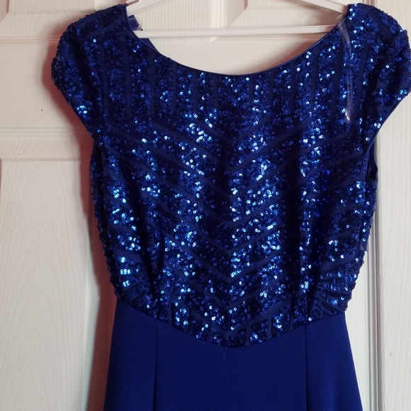 Prom dress - Picture 3 of 4